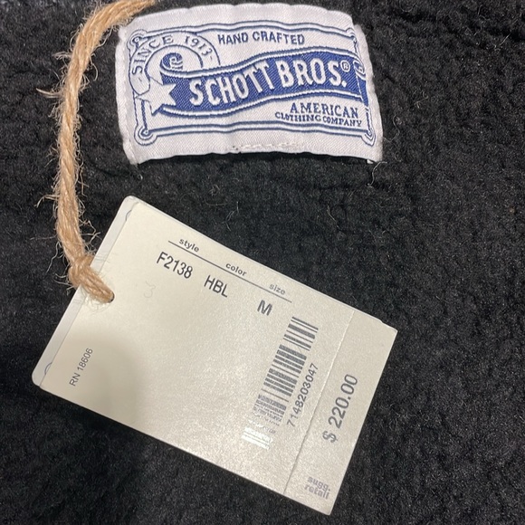 Brand new with tags Schott heavy lined zip up sweater jacket. - Picture 5 of 6